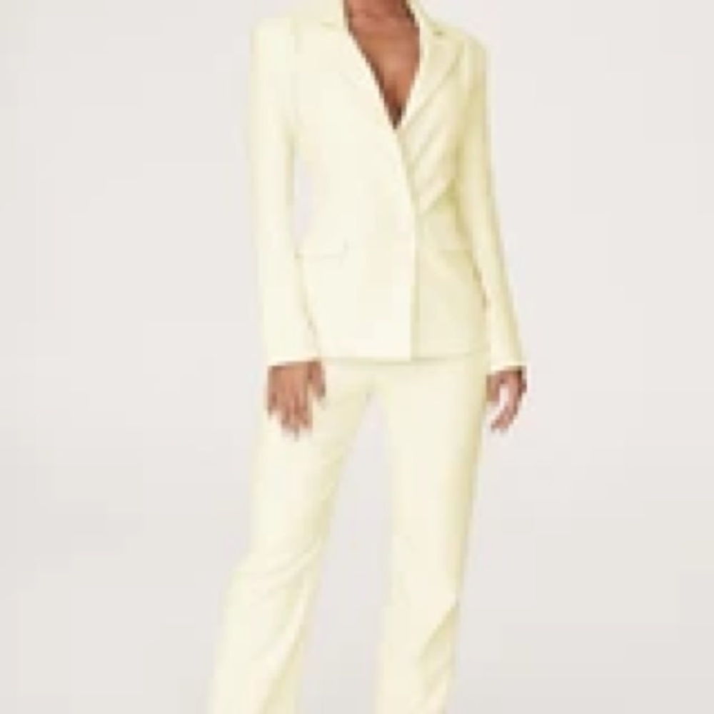 NWT Yellow Meshki dress pants size S (2-4)